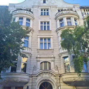 Astrid Am Kurfuerstendamm Otel