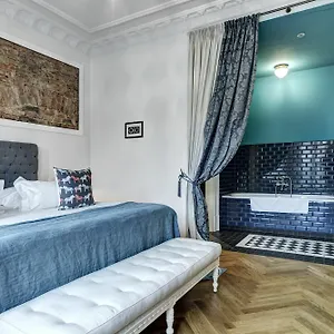 Gorki Apartahotel
